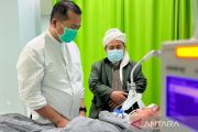 Menhan menjenguk Tuan Guru Bagu dan pastikan kondisi membaik