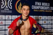 Elijah William Hinzman&nbsp;cetak sejarah di Kejuaraan Dunia Muaytai 2026