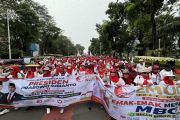Kelompok Emak-emak gelar unjuk rasa dukung program MBG