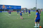 12 tim sepak bola putri tanah air memperebutkan gelar juara All-Stars di Kudus