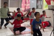 Mahasiswa KKN Internasional UMS kenalkan tari tradisional Indonesia kepada anak diaspora di Malaysia