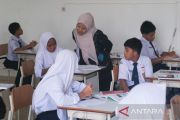Kemensos luluskan siswa Sekolah Rakyat di tahun pertama
