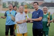 Doskar UMS FC raih juara pertama Exhibition Match Wonorejo Cup IV