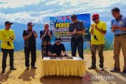 Lanud Haluoleo hadirkan paralayang wisata minat khusus di Kolaka