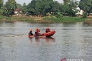 Tim SAR gabungan sisir Sungai Ogan cari seorang pemuda Ogan Ilir yang hanyut