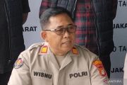 Klarifikasi dugaan polisi nonton bola saat menerima laporan kekerasan