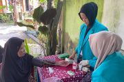 KKN tematik FIK UMS edukasi hipertensi dan cek kesehatan lansia di Desa Bakipandeyan