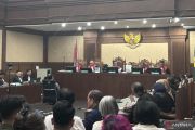 Hakim meringkas berkas vonis Nadiem setebal 1.146 halaman