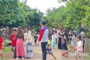 Mahasiswa Unsri olah sampah dapur jadi pembasmi hama di Banyuasin
