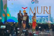 Jakarta earns MURI record for eco-enzyme event