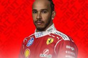 Pembalap Lewis Hamilton menyabet pole position di Sprint Race F1 GP Inggris 2026