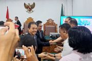 Hakim kabulkan sebagian praperadilan Roy Suryo