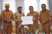 Pemprov Papua hibahkan 60 perangkat internet "Starlink" ke Kabupaten Jayapura