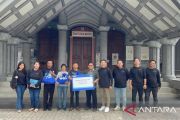 BRI Palembang salurkan 500 paket sembako untuk enam gereja