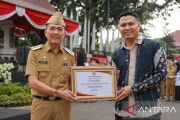 Pemkot Palembang beri penghargaan Program Bayar SPP dengan sampah