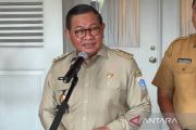 DKI terbitkan SE tentang izin mengantar anak sekolah di hari pertama