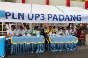 PLN UP3 Padang Hadir di Tengah Euforia Nobar Piala Dunia, Dekatkan Layanan Kelistrikan kepada Masyarakat
