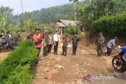 TNI AD bangun infrastruktur desa lewat program TMMD di Cianjur