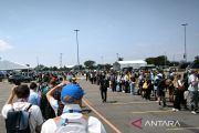 Piala Dunia 2026 - Suporter dan jurnalis memadati stadion final