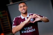 Aston Villa resmi umumkan kedatangan Joao Gomes