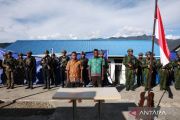 TNI AD tuntun dua eks anggota OPM ikrar kembali ke pangkuan NKRI