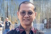 Pemasangan catra di stupa Candi Borobudur masih menunggu hasil kajian