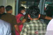 Jaksa tahan oknum polisi tersangka dugaan korupsi bansos di Labusel