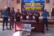 Penyelundup benih lobster kabur usai disatroni personel Lanal Mataram