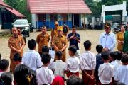 Pemkab Barut tuntaskan salurkan Program SIP Pintar di sembilan kecamatan