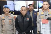 Polsek Batu Aji Batam tangkap mantan Kepsek SMA terkait penggelapan