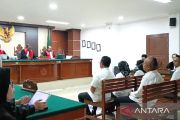 Lima terdakwa kasus nanas jalani sidang perdana