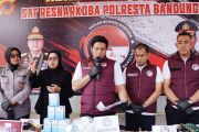 Polresta Bandung bongkar aktivitas di rumah yang simpan 784.500 butir obat keras