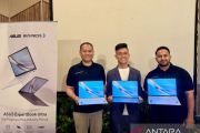 ASUS ExpertBook Ultra, laptop bisnis flagship yang berkinerja dan tingkat keamanan mumpuni
