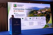 Rektor UNAND Jadi Keynote Speaker pada China, ASEAN Youth Community Forum di Guiyang