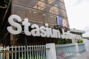 KAI tambah pemberhentian 13 perjalanan KA di Stasiun Jatinegara
