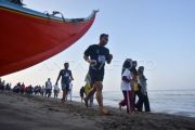 Barefoot running di Padang Pariaman