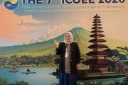 Guru besar UNAND presentasikan riset Inovasi Komposit Antosianin pada ICOEE 2026