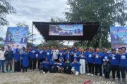 Partai Demokrat Pasaman Barat gelar "Gerakan Langit Biru" bersihkan Pantai Muaro Sasak menuju Indonesia Asri