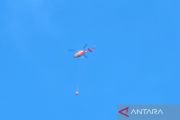 Khofifah: BNPB kirim satu helikopter "water bombing" tambahan ke Bromo