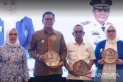Bupati Sumbawa mendorong perempuan dan UMKM jadi motor penggerak ekonomi
