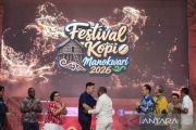 Bupati Manokwari: Festival Kopi Manokwari akselerasi pengembangan UMKM