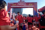 Retail modern gelar fun walk olahraga dan peduli lingkungan di Manado