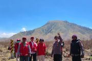 PMI Probolinggo bantu padamkan karhutla Gunung Bromo