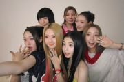 Tuide akan debut dengan single berjudul "Sun Kiss"