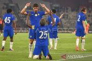 Foto - Chelsea kalahkan AC Milan di GBK Jakarta