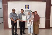 Kemenkum Sulbar serahkan Sertifikat Apostille akan digunakan di India