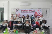 Setetes darah, sejuta harapan: Lapas Pekanbaru ikuti donor darah dan CKG