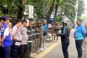 Satpol PP Jaksel imbau PKL tak jualan di badan jalan di kawasan Kemang