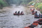 DLHK Kota Depok dampingi delegasi negara anggota ASEAN susuri Sungai Ciliwung