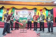 Pemkab Murung Raya berkomitmen beri kesejahteraan damang dan mantir adat